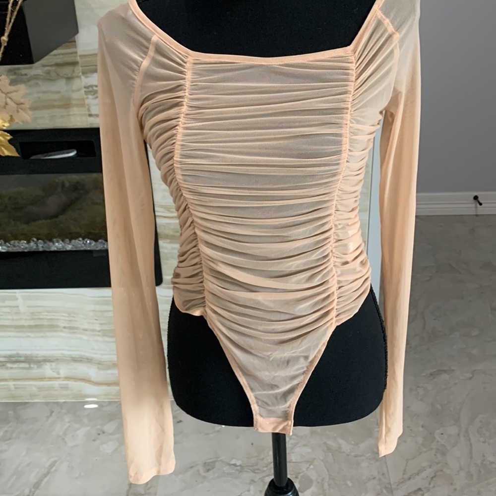 Women’s Cream Forever 21 Soft Snap Body Suit.Long Sleeve Sheer Top (262)
